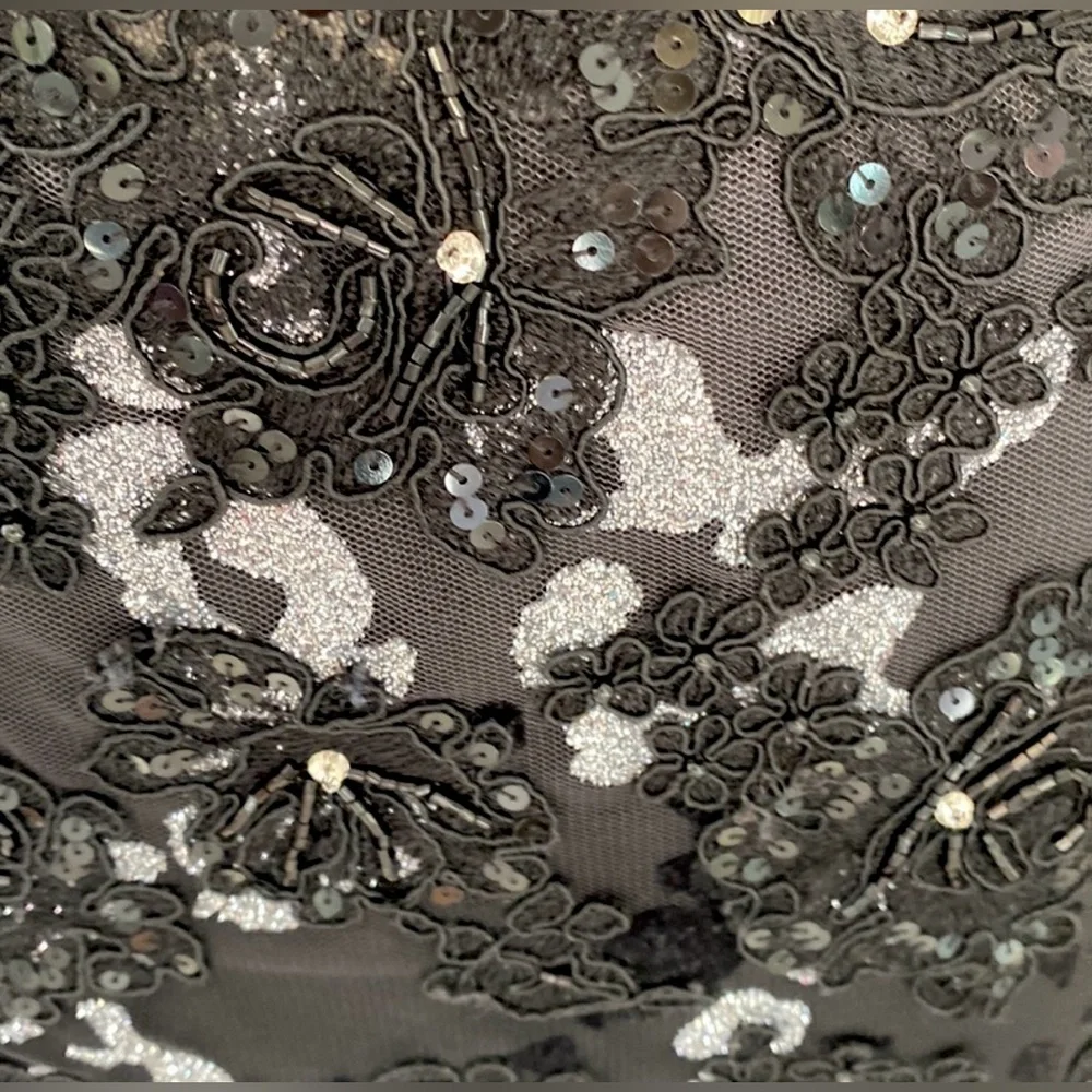 ✨ JOVANI Beaded Black Lace Corset Dress – Perfect for Prom! ✨ - Picture 10 of 11